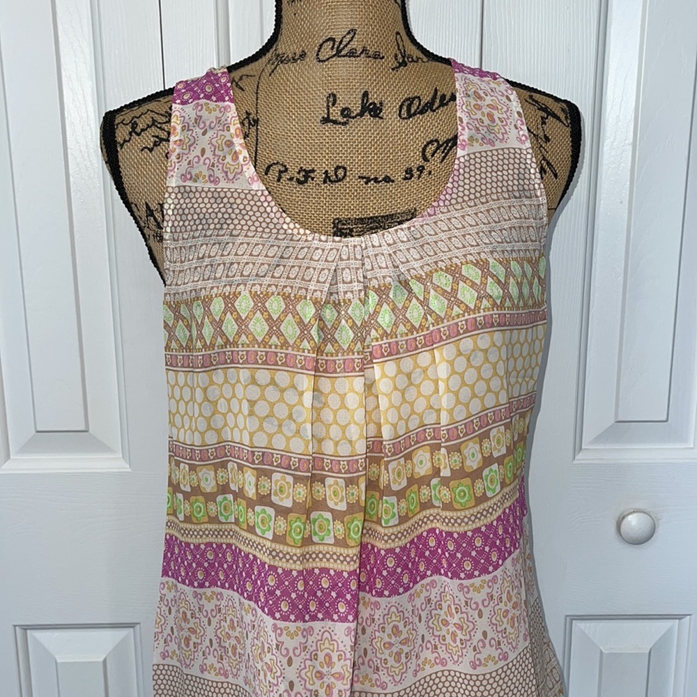 NWOT Verty Multicolor Pattern Racerback Tank Top - Picture 2 of 8